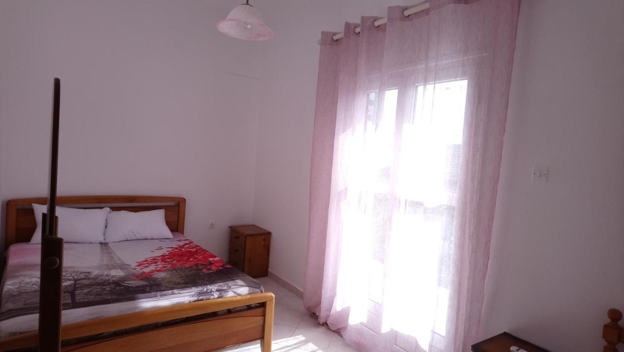 Vacation House In Stroggili Agios Ioannis Peristerion Extérieur photo