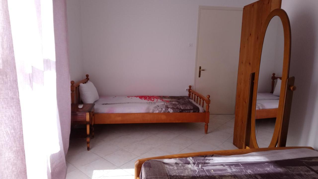 Vacation House In Stroggili Agios Ioannis Peristerion Extérieur photo